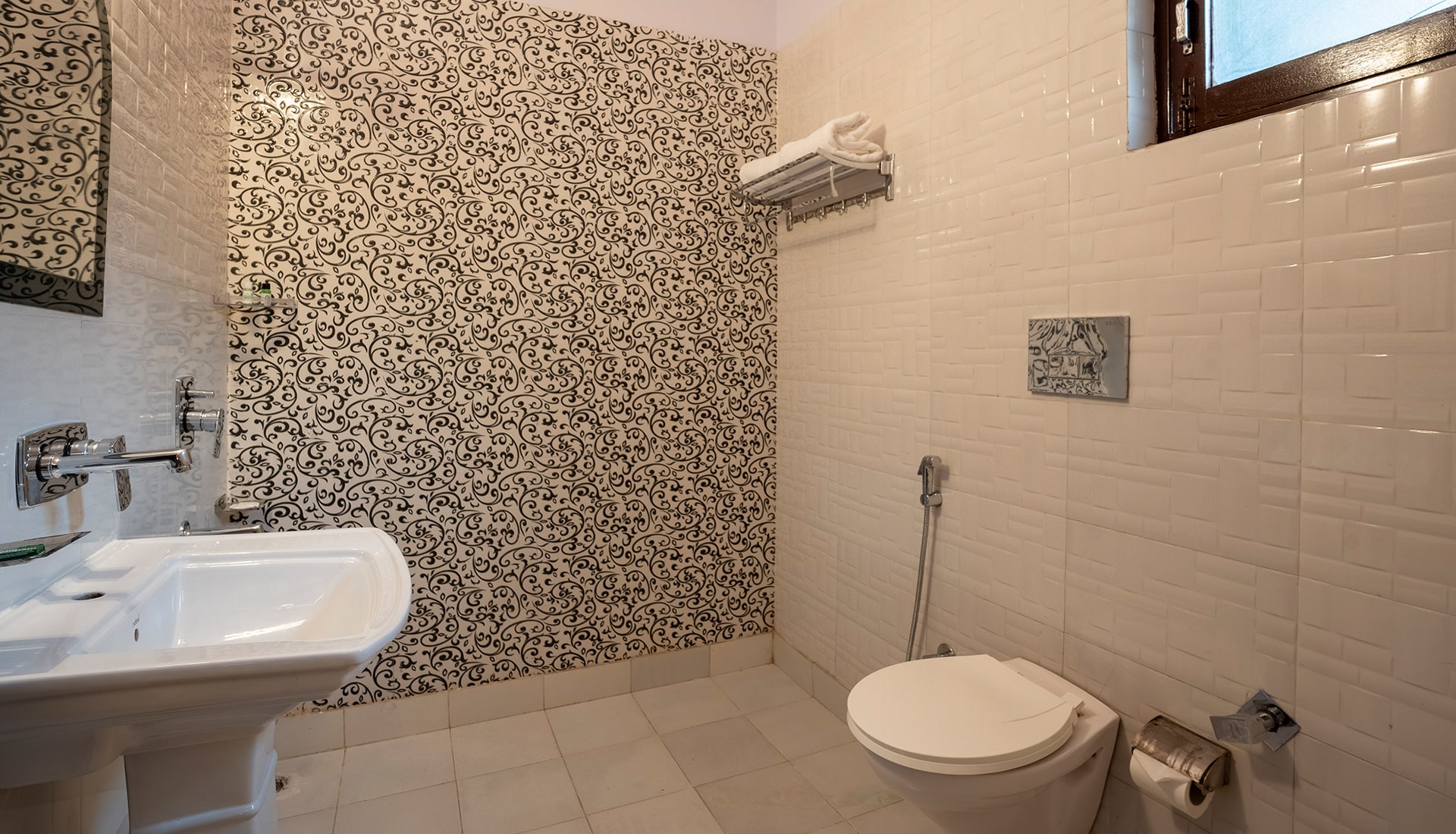 deluxe-room - Best cottages in Jim Corbett National Park
