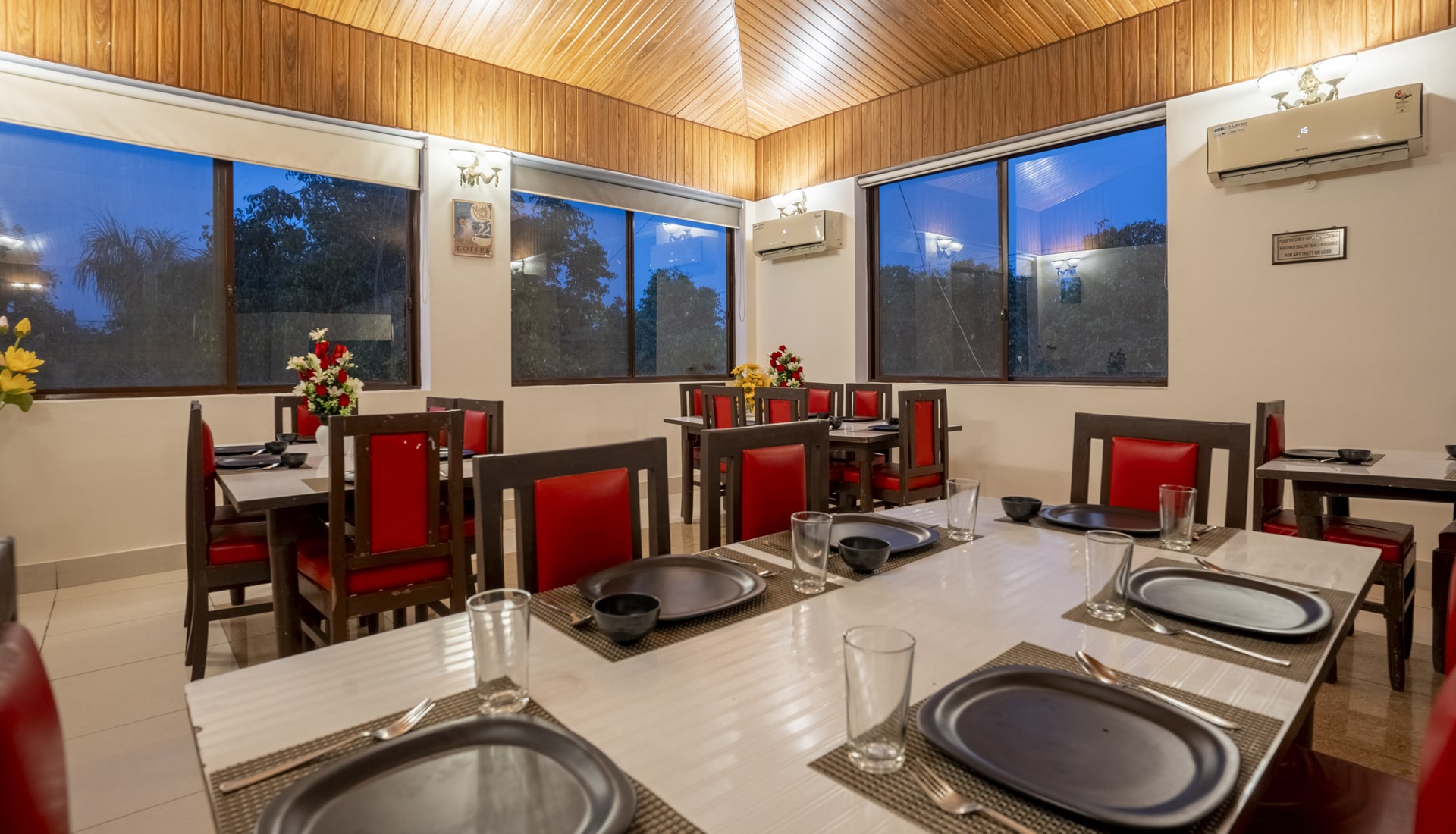 Jim Corbett National Park Hotels with Restaurants Jim Corbett National Park Hotels with Restaurants